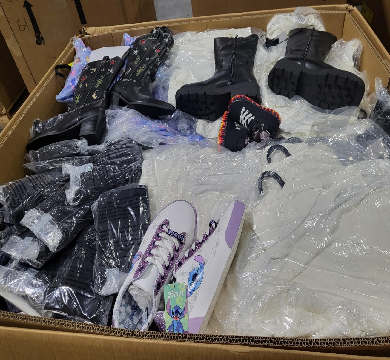 additional/wholesale-walmart-overstock-clothing-truckload-pallets-case-pack-2.jpeg