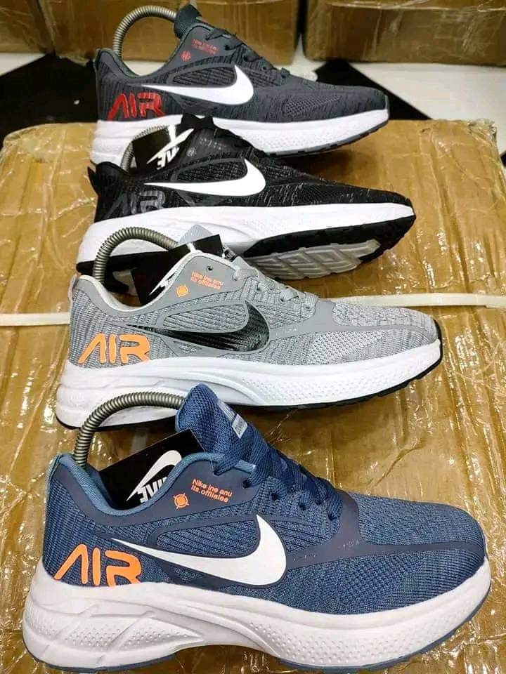 nike-sneakers-wholesale-pallet-4.jpg