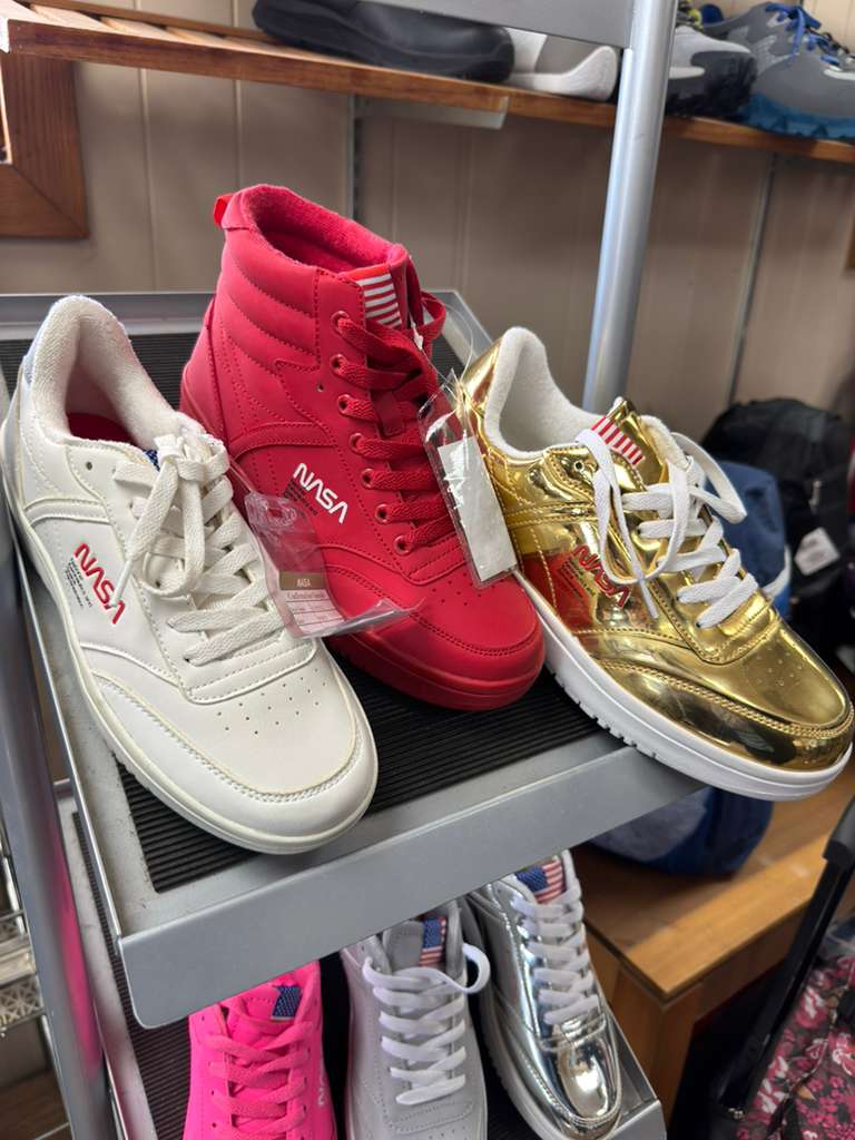 wholesale-NASA-footwear-sneaker-pallets-3.jpeg